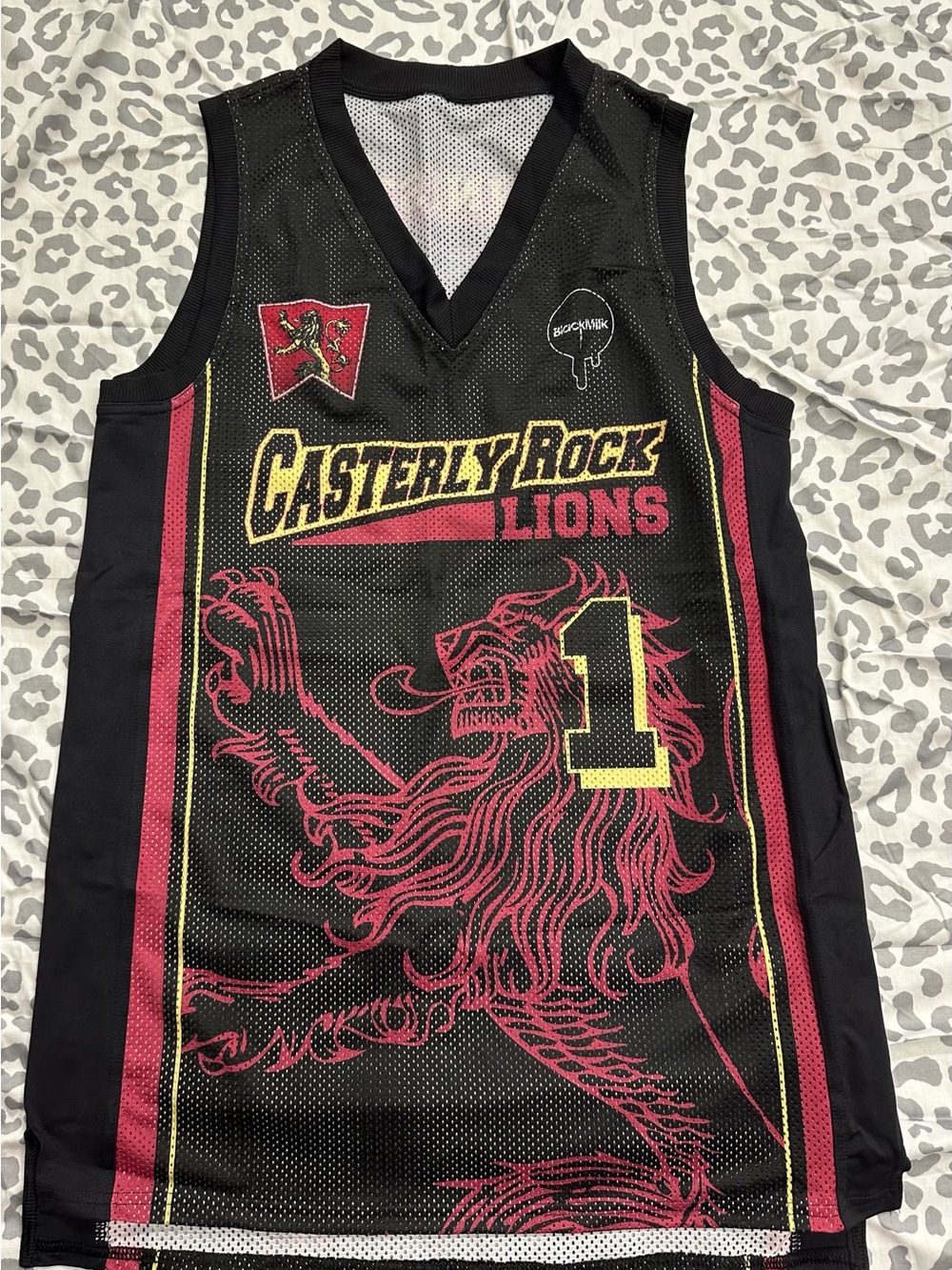 Blackmilk Game of Thrones Lannister Shooter Jersey size small